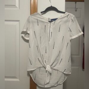 Women’s white short sleeve work top !